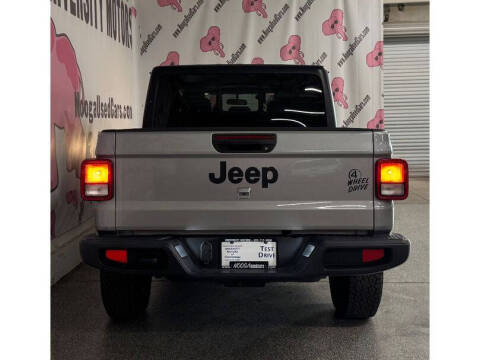 2021 Jeep Gladiator Willys