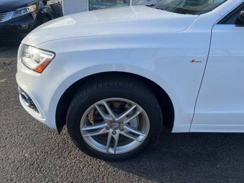 2016 Audi Q5 3.0T quattro Premium Plus
