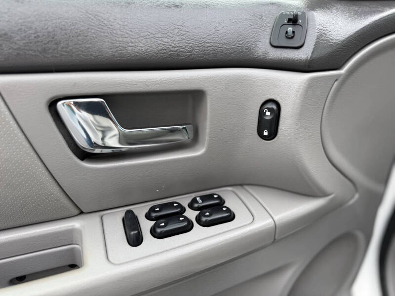 2003 Ford Taurus SES