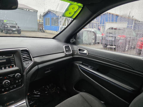 2018 Jeep Grand Cherokee Laredo