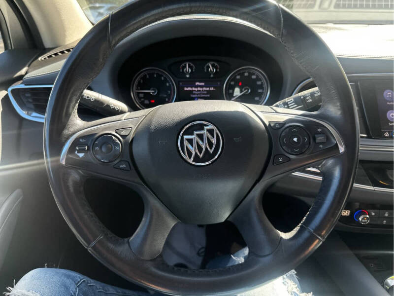 2020 Buick Enclave Essence