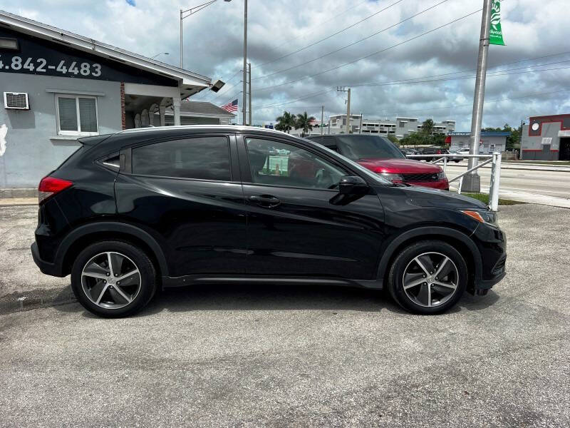 2022 Honda HR-V EX photo 3