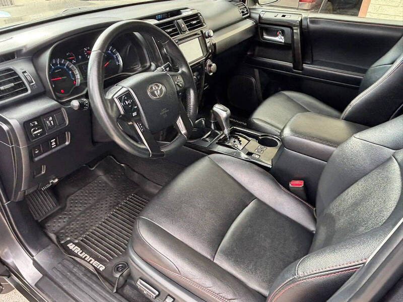 2018 Toyota 4Runner TRD Off-Road Premium