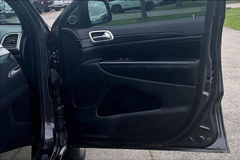 2021 Jeep Grand Cherokee Laredo E