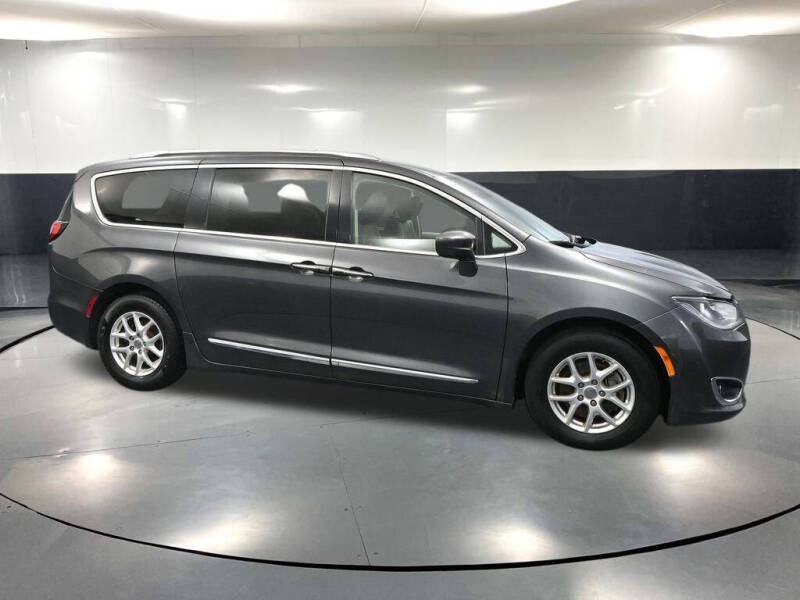 2020 Chrysler Pacifica Touring L