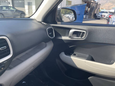 2021 Hyundai Venue SEL