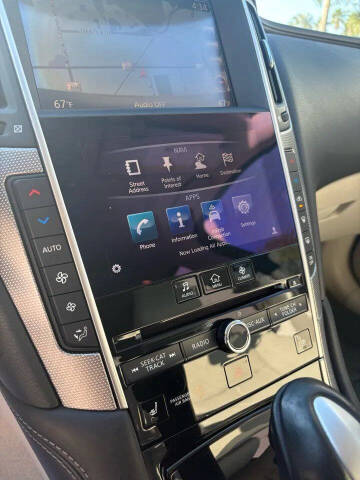 2015 Infiniti Q50 Premium