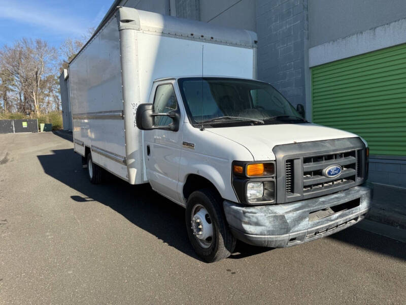 2015 Ford E-Series E-350 SD