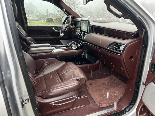 2019 Lincoln Navigator L Black Label