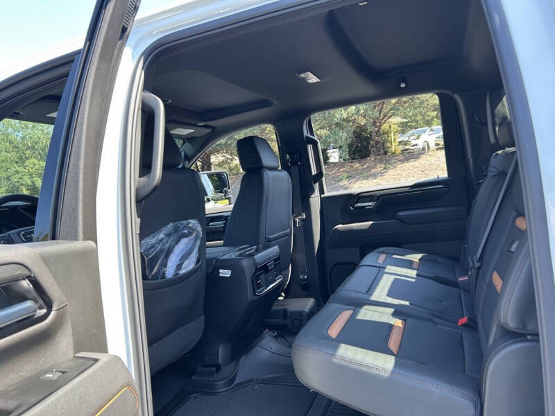 2025 GMC Sierra 2500HD