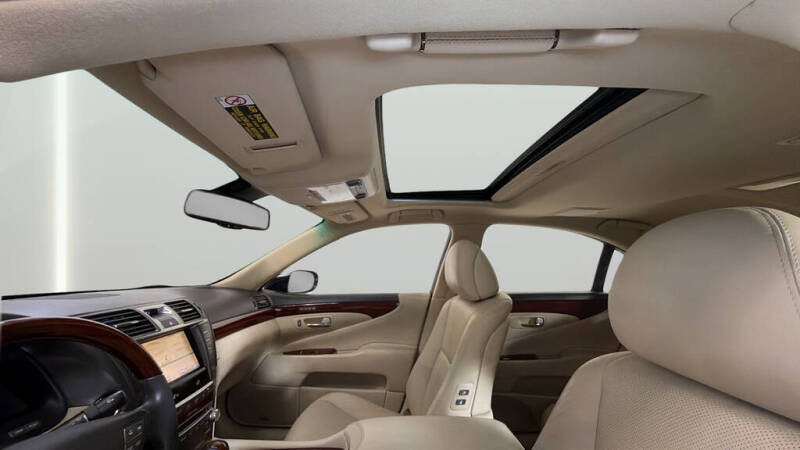 2011 Lexus LS 460