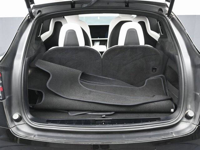 2022 Tesla Model X Plaid