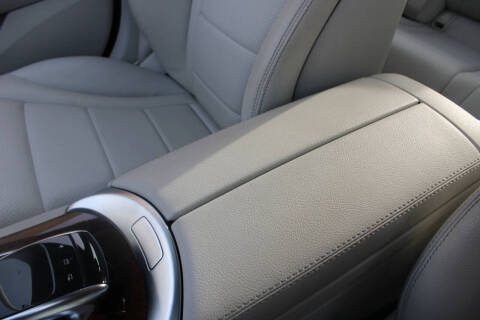 2016 Mercedes-Benz C-Class