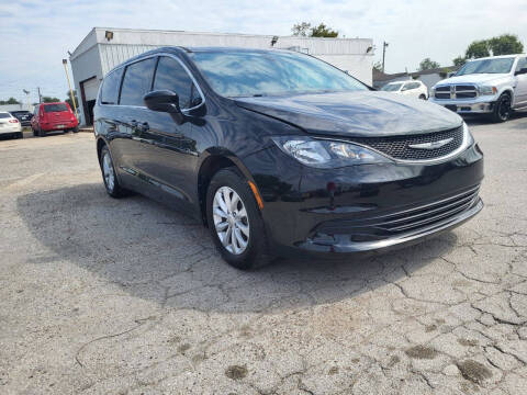 2017 Chrysler Pacifica Touring