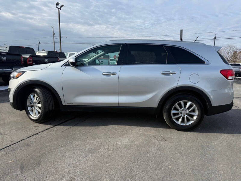 2016 Kia Sorento LX