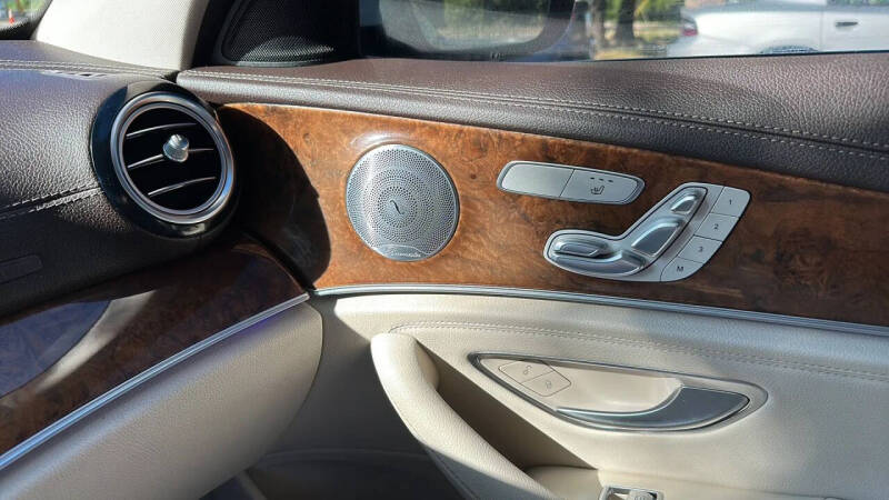 2017 Mercedes-Benz E-Class E 300 4MATIC