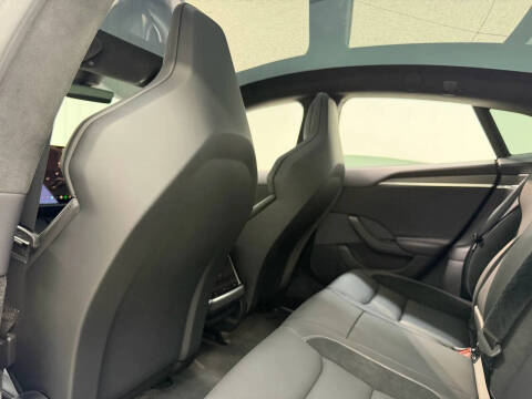2024 Tesla Model S Plaid