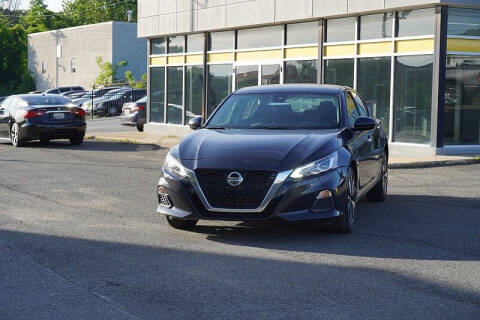2021 Nissan Altima for sale at CarSmart in Temple Hills MD