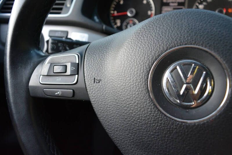 2014 Volkswagen Passat 2.0L TDI SE