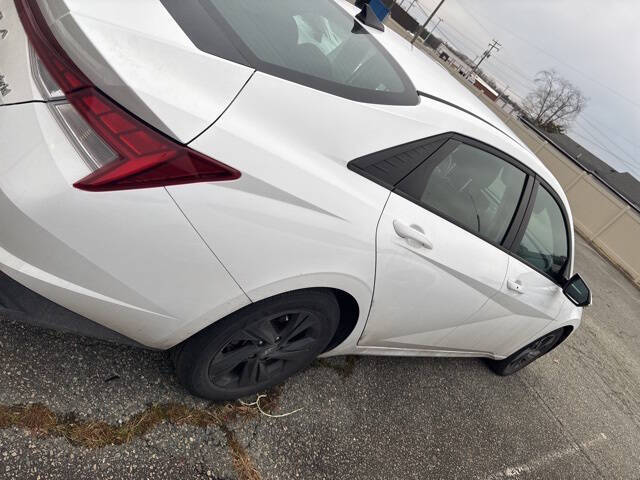 2022 Hyundai Elantra Hybrid Blue