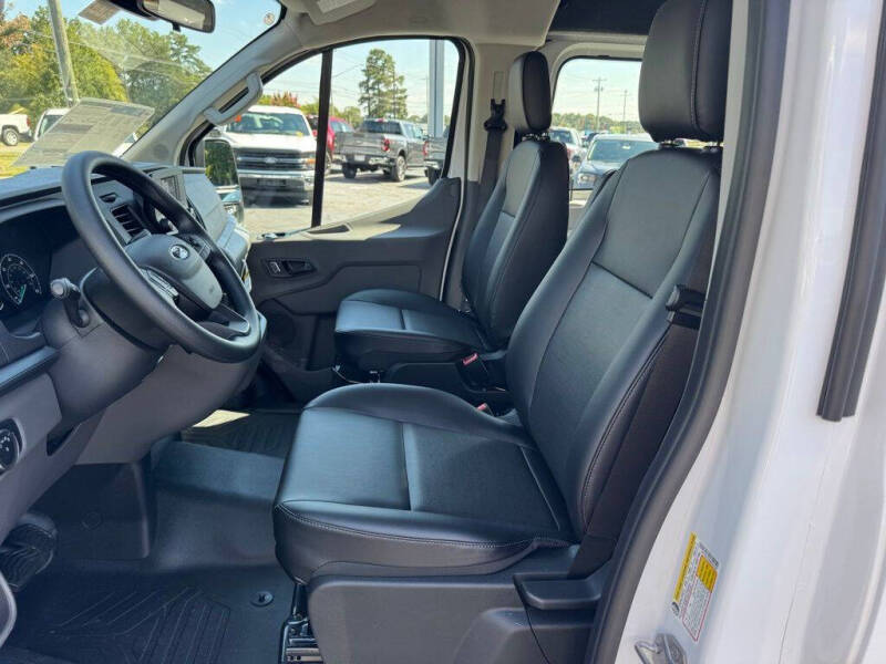 2025 Ford Transit