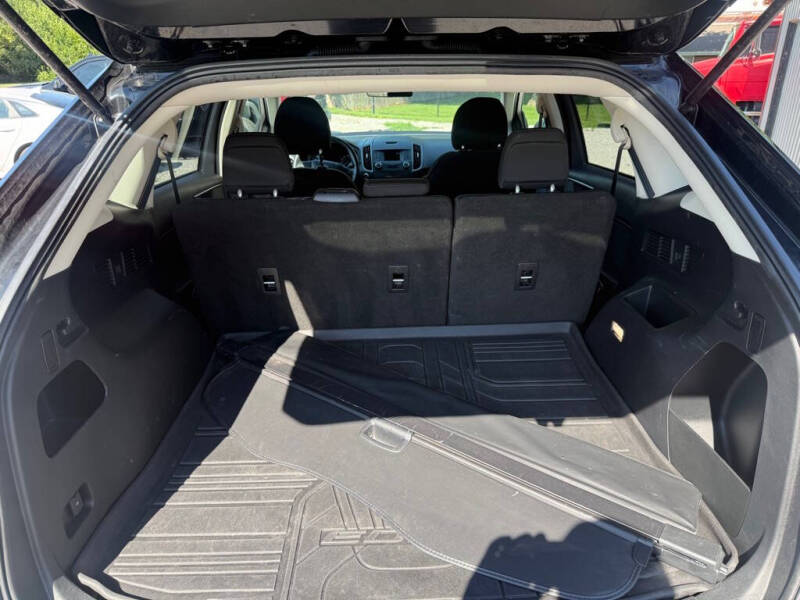 2018 Ford Edge SE