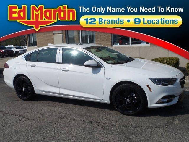 2020 Buick Regal Sportback Essence