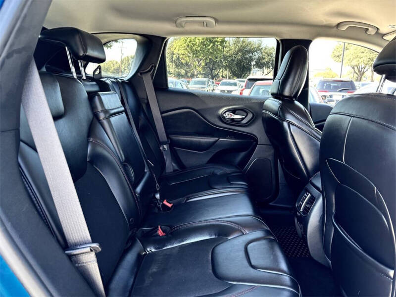 2019 Jeep Cherokee Trailhawk