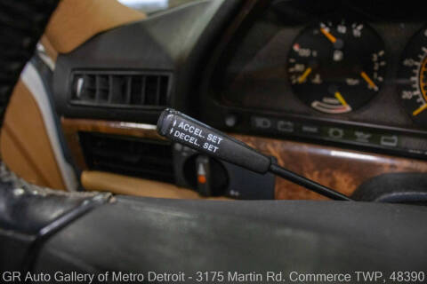 1991 Mercedes-Benz 560-Class 560 SEL