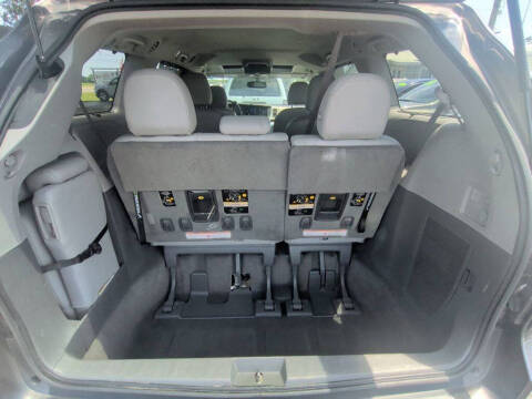 2016 Toyota Sienna