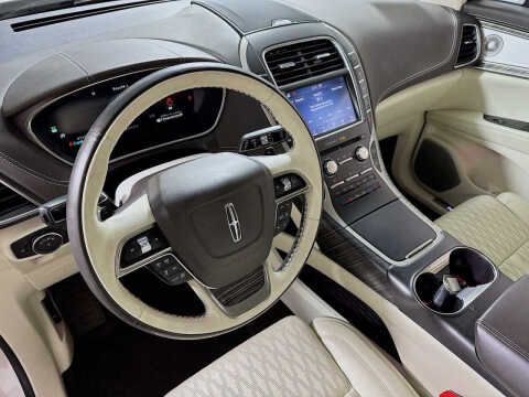 2019 Lincoln Nautilus Black Label