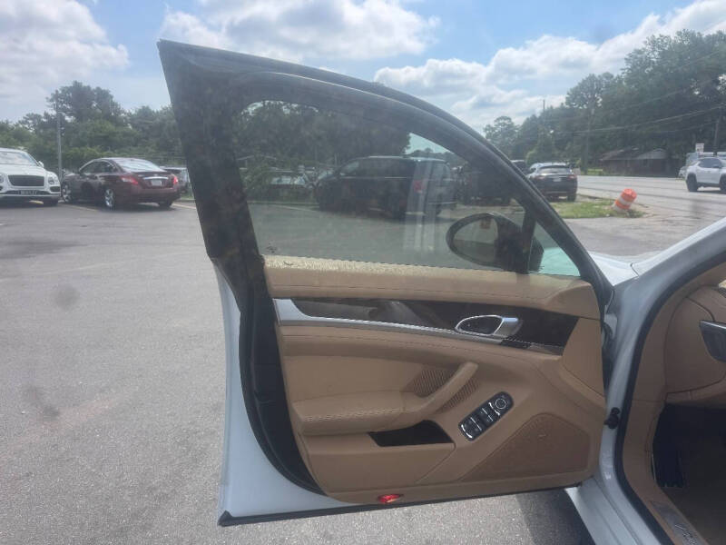 2015 Porsche Panamera