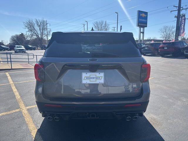 2022 Ford Explorer ST
