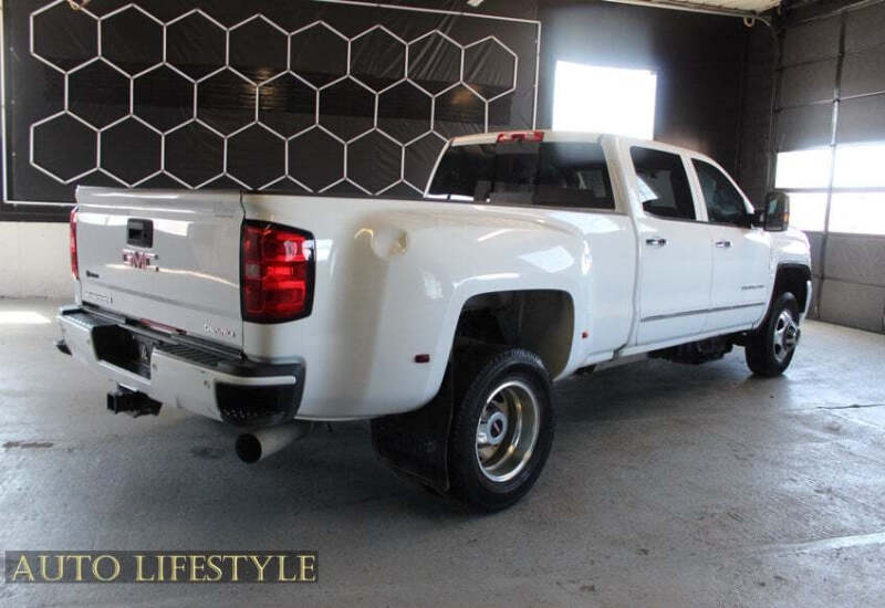 2017 GMC Sierra 3500HD Denali