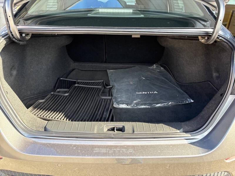 2023 Nissan Sentra SR