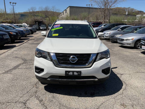 2017 Nissan Pathfinder S