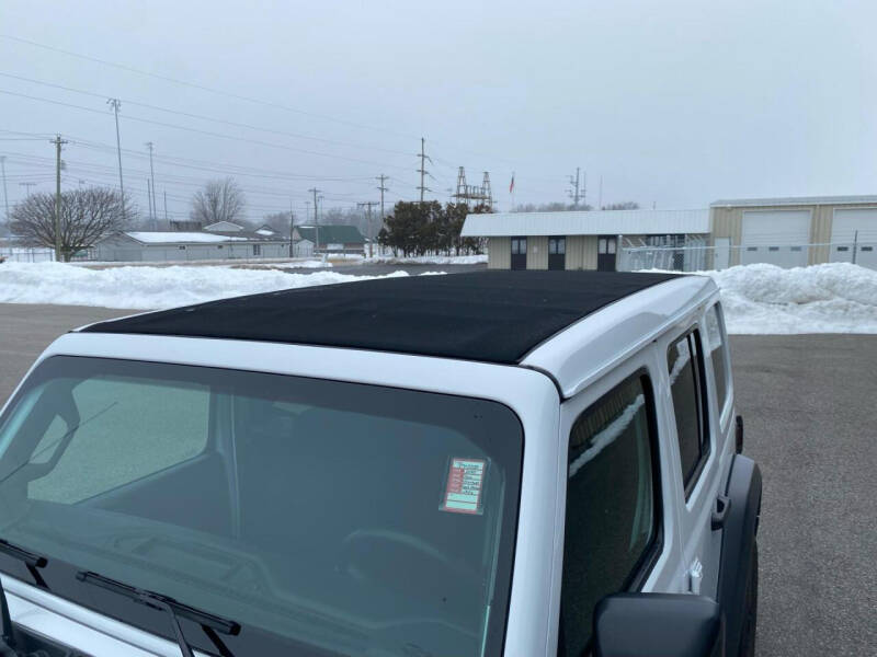 2023 Jeep Wrangler Sport Altitude