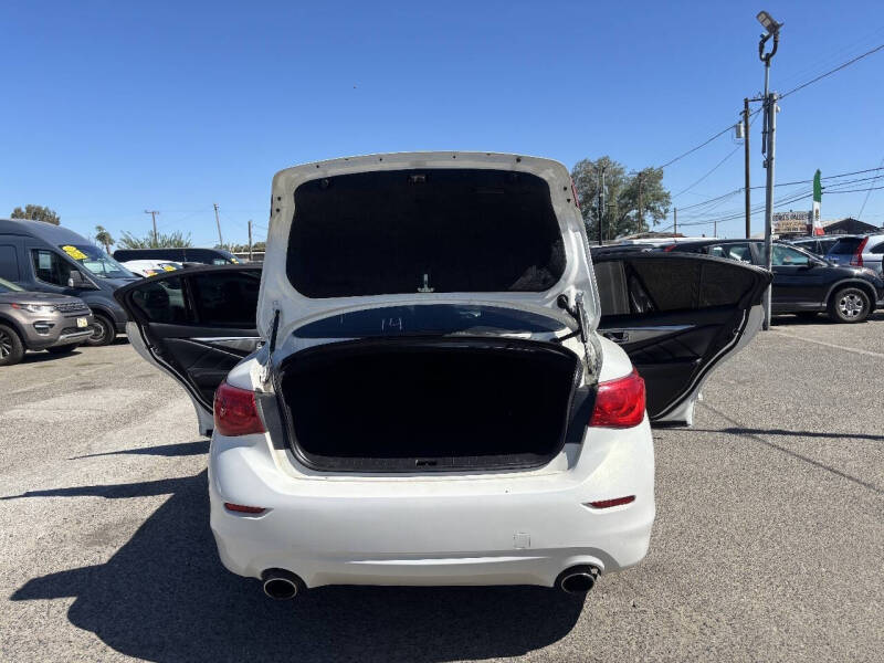 2014 Infiniti Q50 Premium