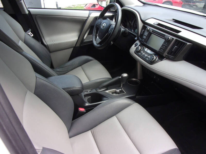 Image 9 of 2013 Toyota RAV4 Limited