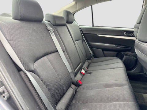 2011 Subaru Legacy 2.5i Premium