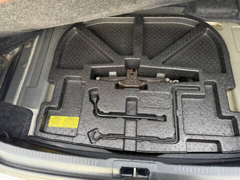 2012 Toyota Camry Hybrid XLE