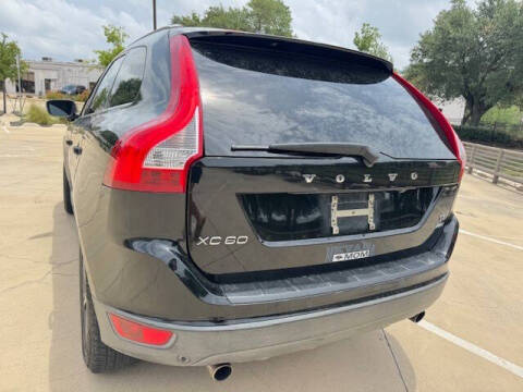 2011 Volvo XC60 T6 R-Design
