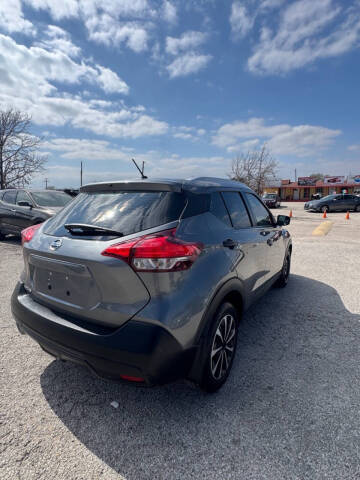 2018 Nissan Kicks S