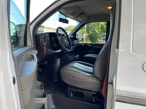 2013 Chevrolet Express 2500