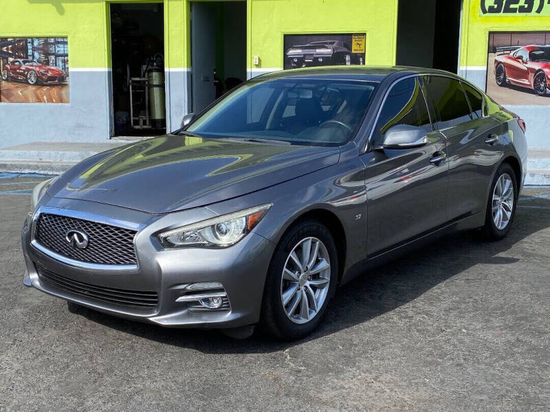 2015 Infiniti Q50