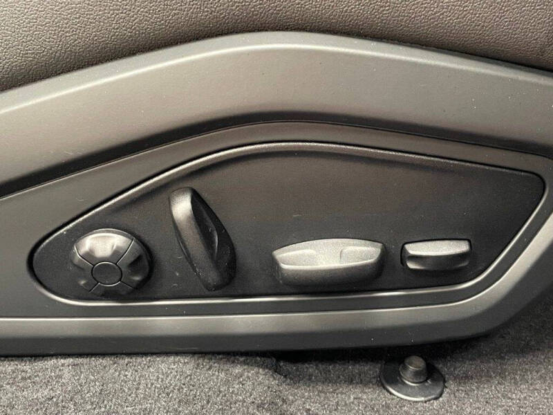 2024 Audi e-tron GT quattro Premium Plus