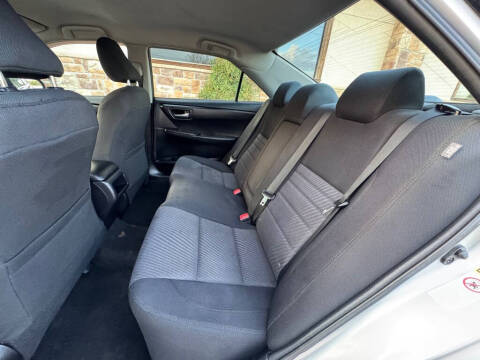 2016 Toyota Camry LE