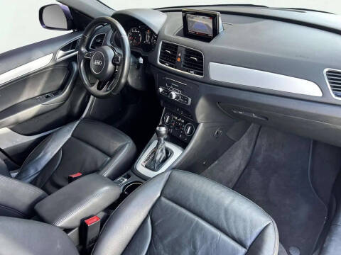 2017 Audi Q3 2.0T Premium