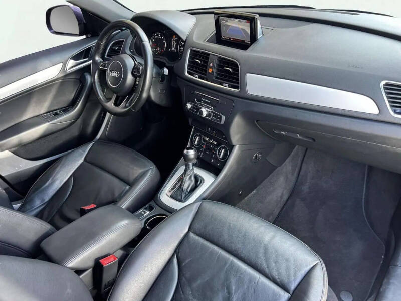 2017 Audi Q3 2.0T Premium
