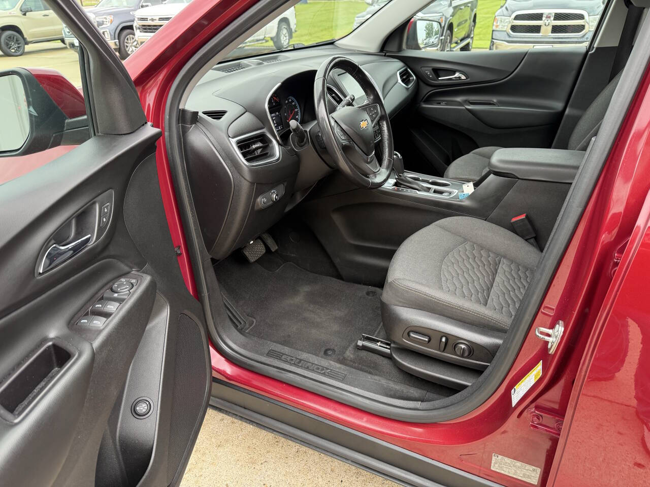 2018 Chevrolet Equinox photo 4
